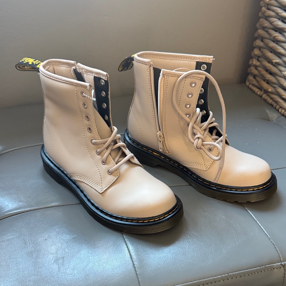 Dr. Martens Kids Tan Boots